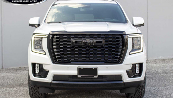 2023 White GMC Yukon Denali