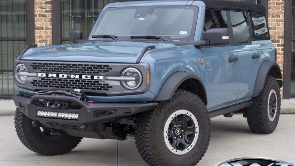 Area 51 Blue 2021 Ford Bronco