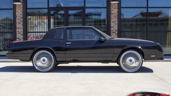 Black 1986 Monte Carlo