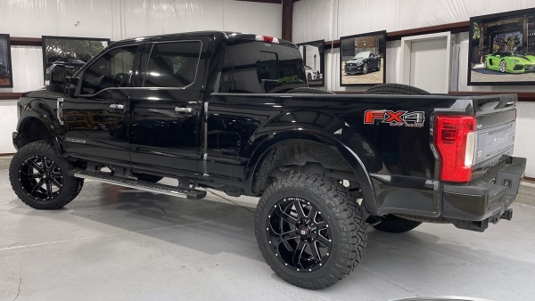 Black 2018 Ford F-250