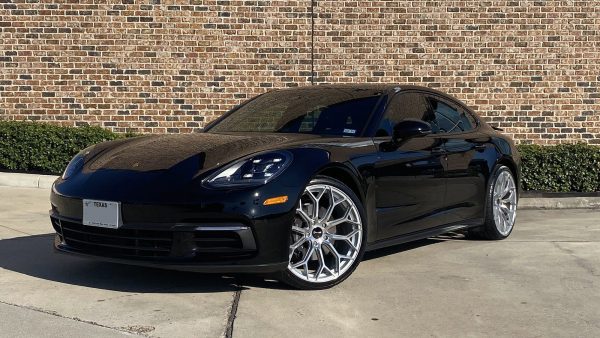 Black 2019 Porsche Panamera