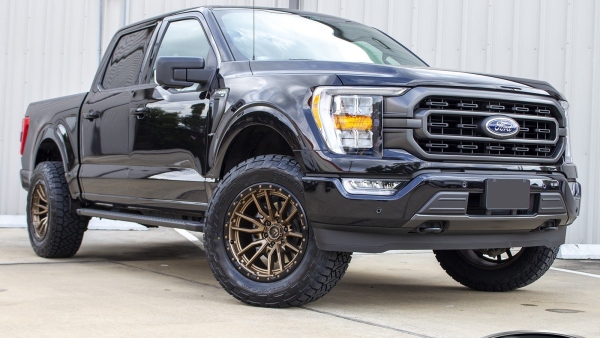 Black 2021 Ford F150-1