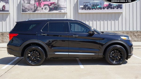 Black 2023 Ford Explorer