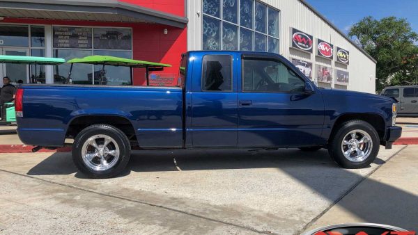 Blue Chevrolet C1500 OBS