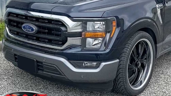 Blue / Gray 2023 Ford F150