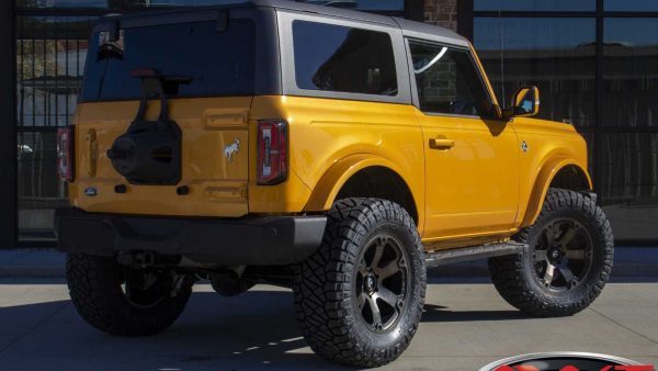 Cyber Orange 2022 Ford Bronco