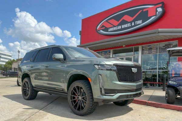 Dark Emerald Metallic 2023 Cadillac Escalade