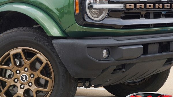 Eruption Green 2022 Ford Bronco