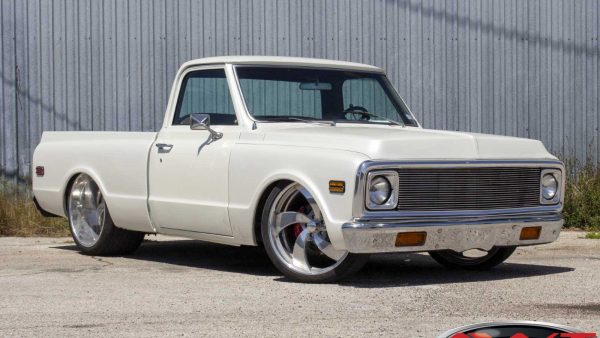 Matte Pearl White Chevrolet C10