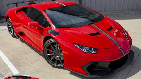 Red 2017 Lamborghini Huracan