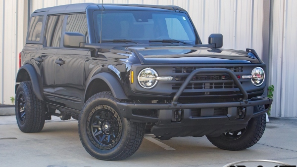 Shadow Black 2021 Ford Bronco