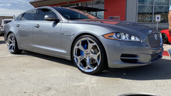 Silver 2018 Jaguar XJ