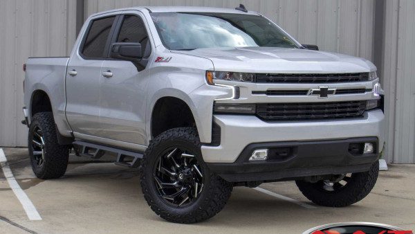 Silver 2021 Chevrolet Silverado 1500 Z71