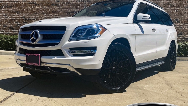 White 2014 Mercedes GL 450