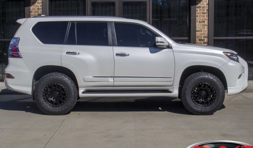 White 2019 Lexus GX460