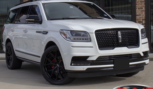 White 2022 Lincoln Navigator