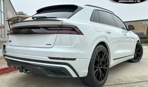 White 2023 Audi Q8