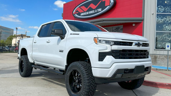 White 2023 Chevrolet Silverado 1500