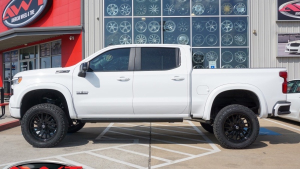 White 2024 Chevrolet Silverado 1500 Texas Edition Z71